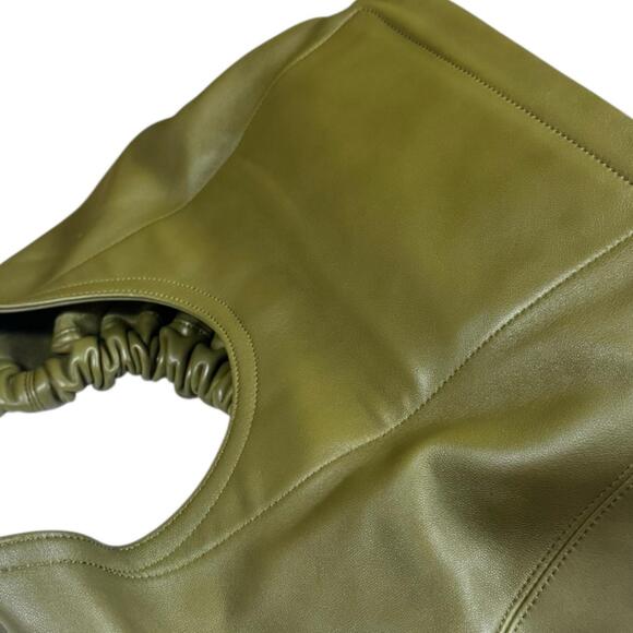 Pre-owned Loewe Squeeze Bag Medium Shoulder Bag, A914Q37X01, Green, Women's - Picture 9 of 11